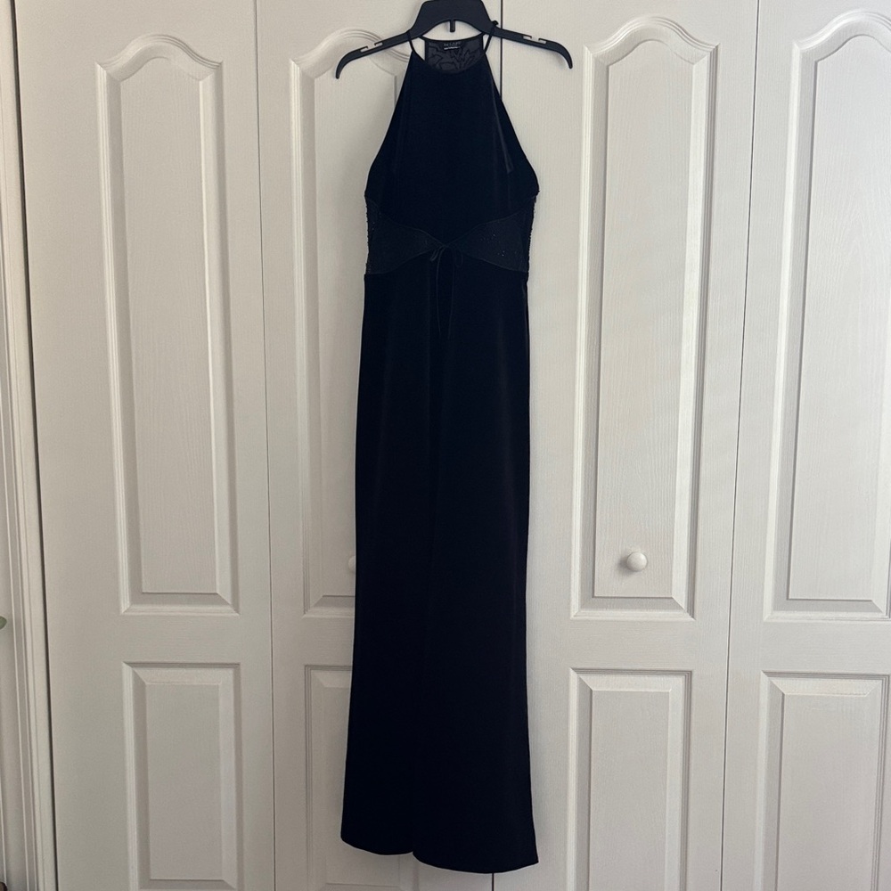 Chic Black Backless Halter Dress